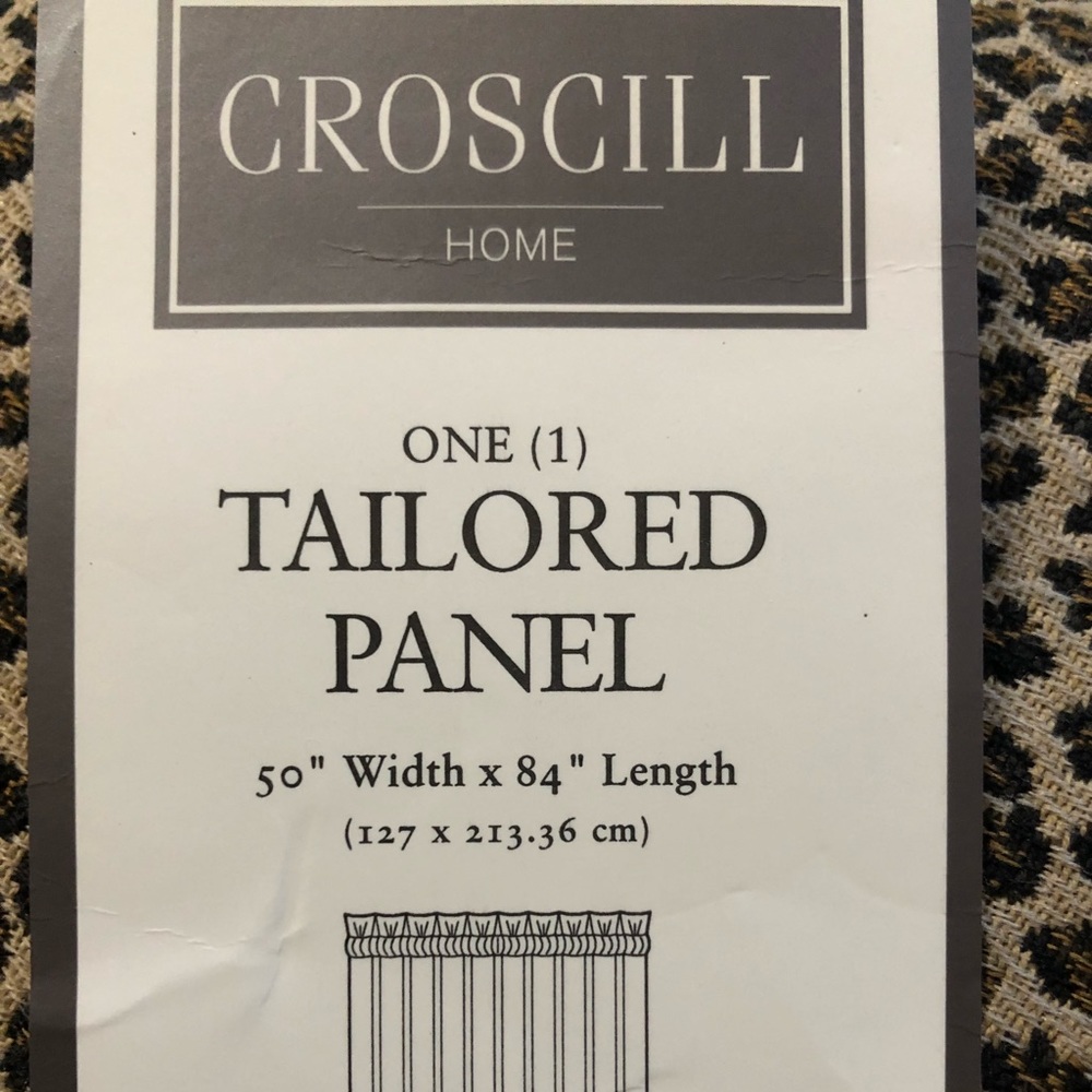 Croscill tailored panel - Picture 2 of 3